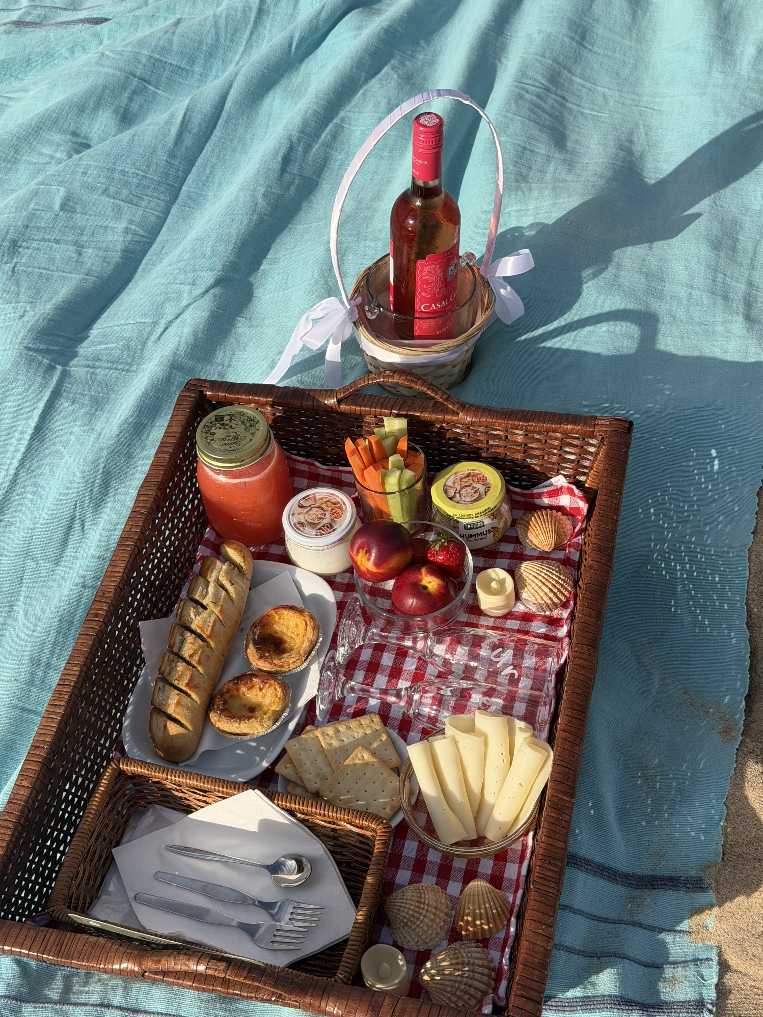 Sunset Classic picnic